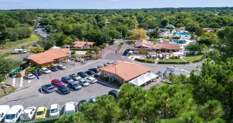 Resto Les Ecureuils parking Resto Les Ecureuils parking